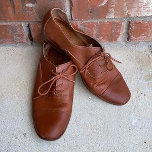 Madewell Clare Oxford in Brown Leather